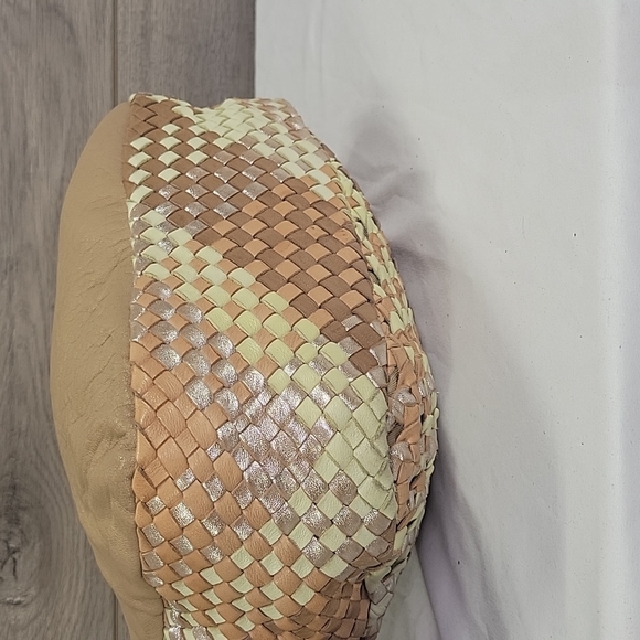 Claramonte Multi-Colored Leather Crossbody Shoulder Bag Gorgeous - Picture 6 of 10